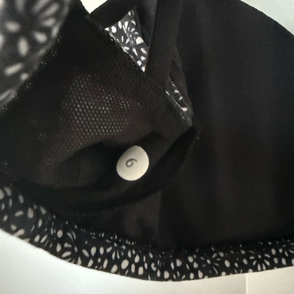 Lululemon Free To Be Bra wild 6 - Picture 5 of 9